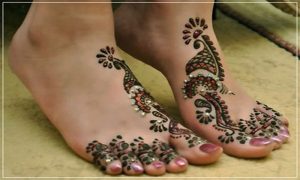 Simple Mehndi Design for Foot